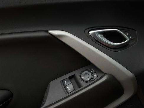 Used 2022 Chevrolet Camaro LT RWD image 19