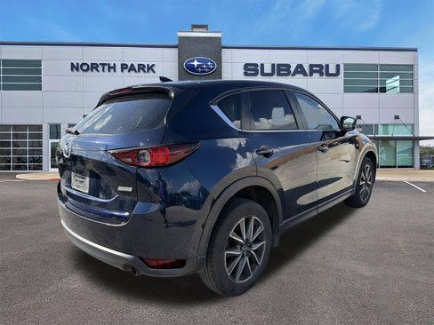 Used 2018 MAZDA CX-5 Touring FWD image 3