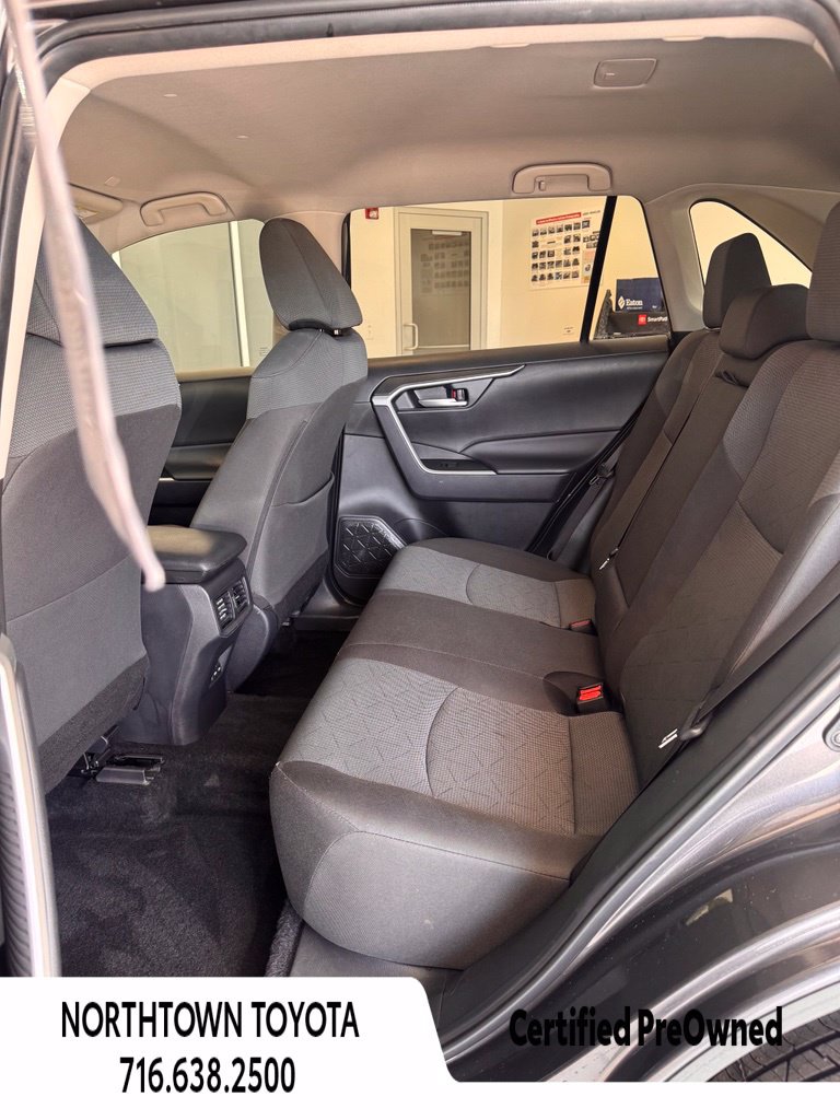 Used 2025 Toyota RAV4 XLE w/ Weather Package AWD/4WD image 14