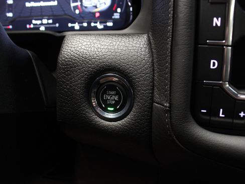 Used 2023 GMC Yukon Denali w/ Advanced Technology Package AWD/4WD image 75