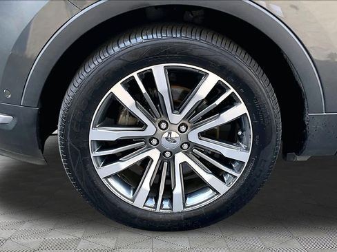 Used 2018 Ford Explorer Platinum AWD/4WD image 11