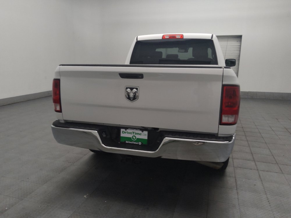 Used 2020 RAM 1500 Tradesman w/ Chrome Appearance Group RWD image 7