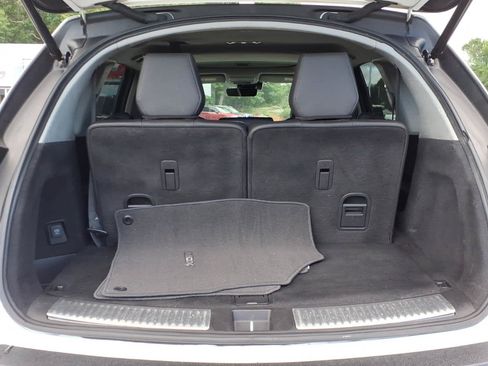 Used 2020 Acura MDX SH-AWD image 17