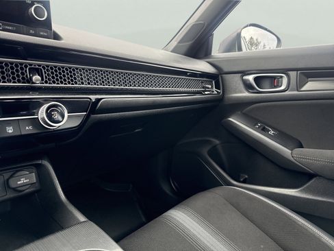 Used 2022 Honda Civic Sport image 18