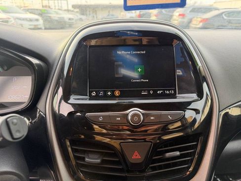 Used 2020 Chevrolet Spark LT FWD image 28