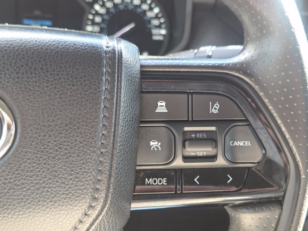 Used 2023 Toyota Tundra SR5 w/ SR5 Convenience Package AWD/4WD image 14