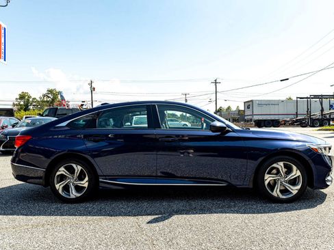 Used 2020 Honda Accord EX image 7