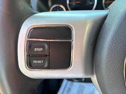 Used 2017 Jeep Compass High Altitude AWD/4WD image 21