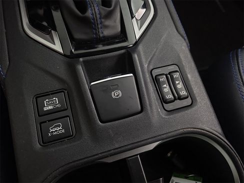 Used 2019 Subaru Crosstrek Hybrid w/ Moonroof Package w/Navigation image 16