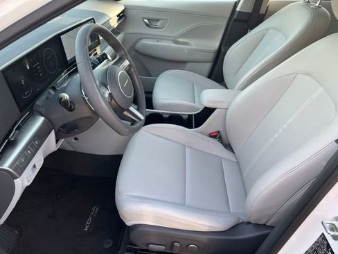 Used 2024 Hyundai Kona Limited image 12