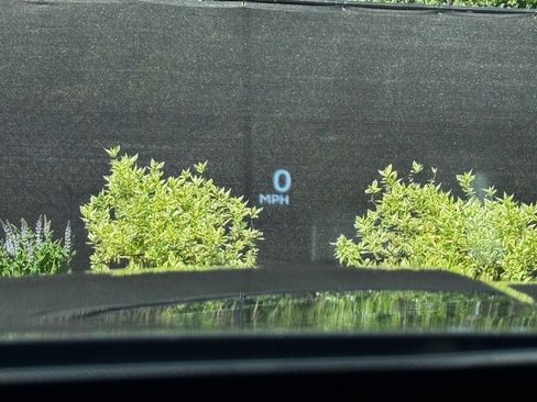 New 2025 Mitsubishi Outlander AWD image 33