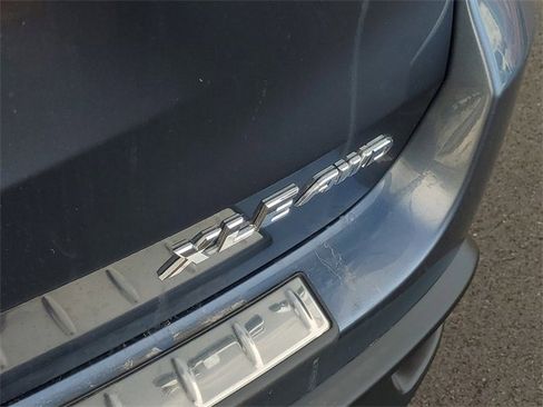 Used 2019 Toyota Highlander XLE image 6