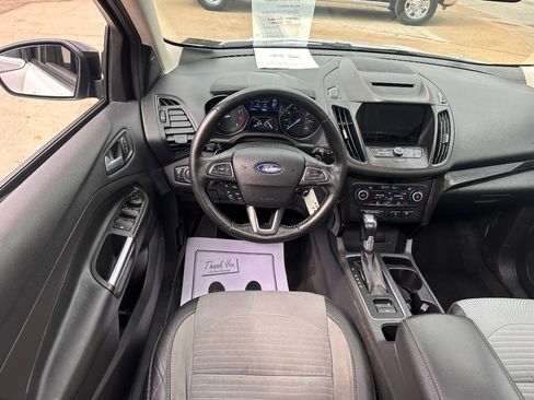Used 2018 Ford Escape SE w/ SE Sport Appearance Package AWD/4WD image 8