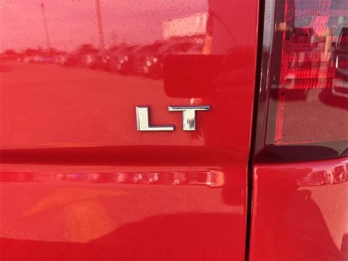 Used 2022 Chevrolet Silverado 1500 LT image 10