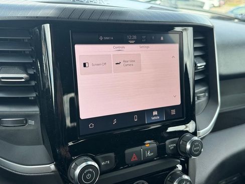 New 2026 RAM 1500 Express AWD/4WD image 21