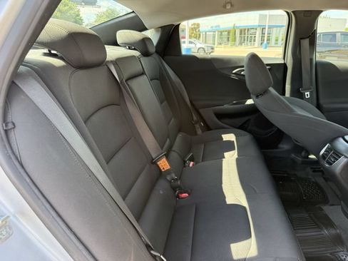 Certified 2021 Chevrolet Malibu LT FWD image 28