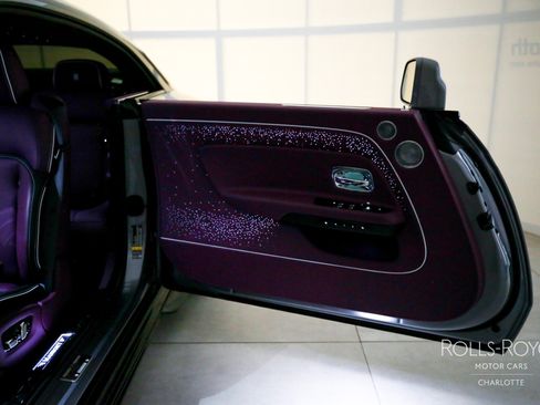 Used 2025 Rolls-Royce Spectre Black Badge image 29