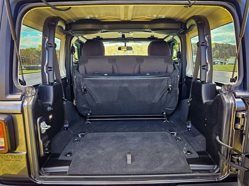 Certified 2023 Jeep Wrangler Sport S image 28