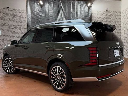 New 2026 Hyundai Palisade Calligraphy FWD image 5