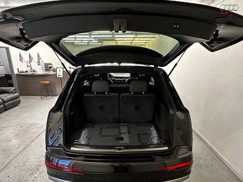 Used 2017 Audi Q7 3.0T Premium Plus w/ Premium Plus Package AWD/4WD image 23