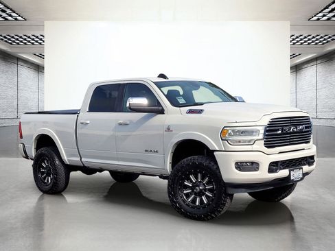 Used 2021 RAM 2500 Laramie AWD/4WD image 2