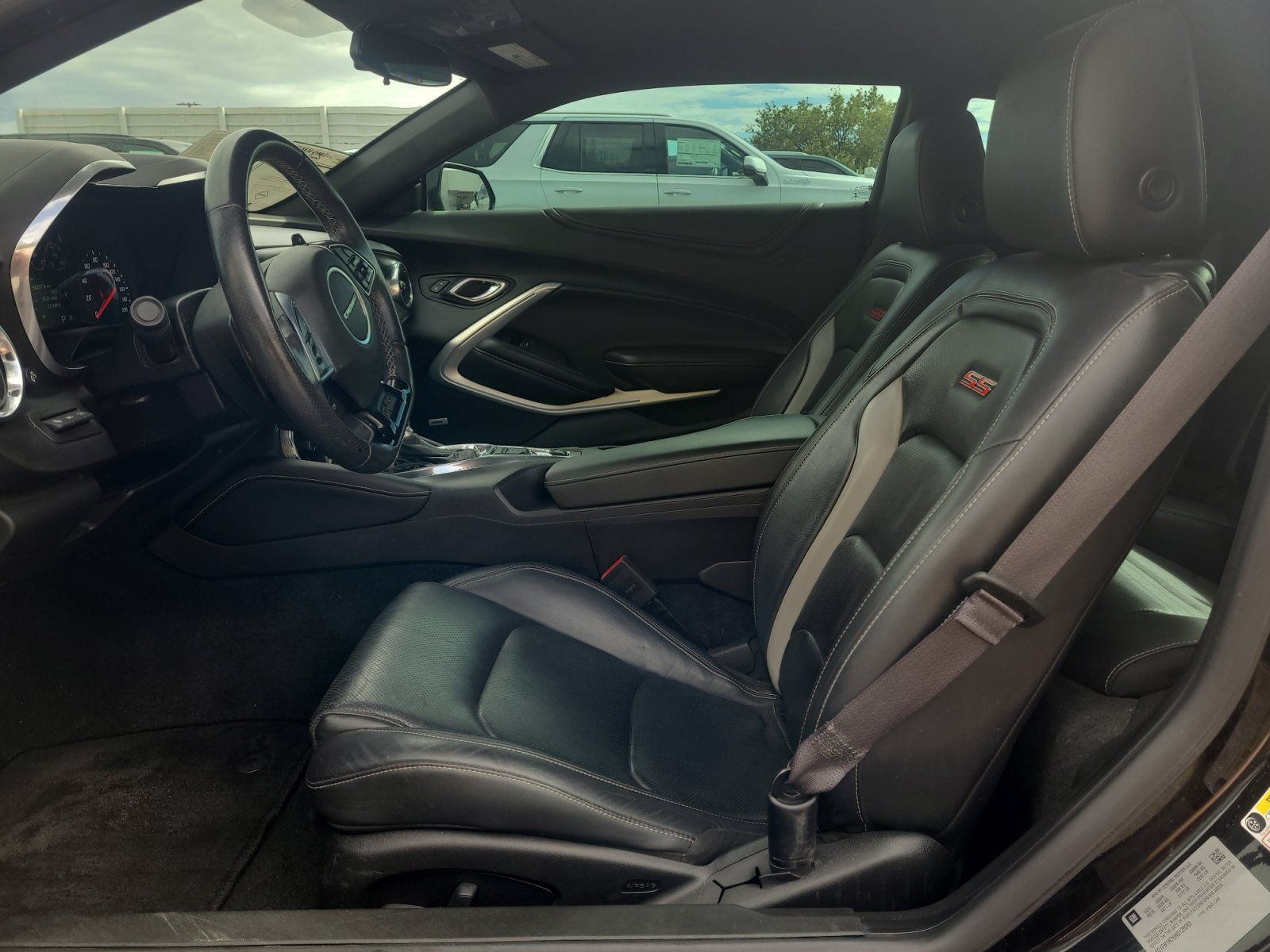 Used 2017 Chevrolet Camaro SS RWD image 12
