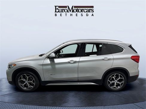 Used 2017 BMW X1 xDrive28i image 2