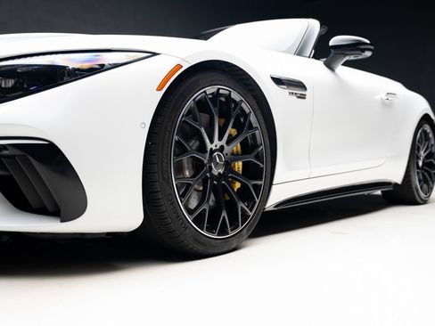 Used 2022 Mercedes-Benz SL 63 AMG 4MATIC image 81