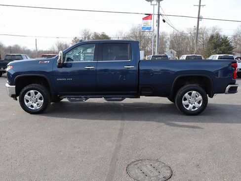 Used 2020 Chevrolet Silverado 3500 LTZ image 37