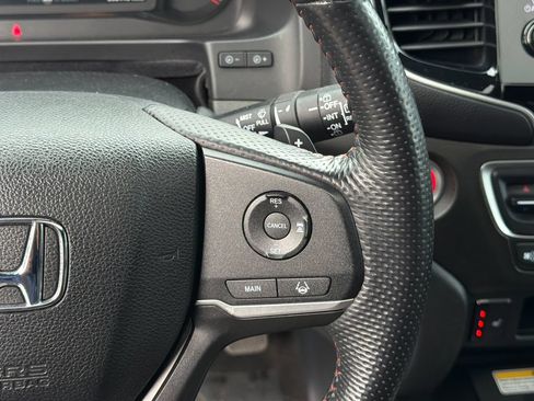 Used 2023 Honda Passport TrailSport image 27