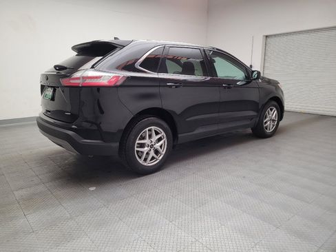 Used 2024 Ford Edge SEL image 10