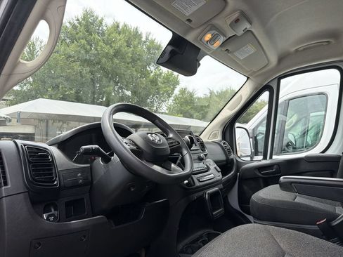 Used 2023 RAM ProMaster 2500 FWD image 7