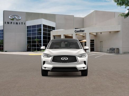 Used 2025 INFINITI QX50 Luxe image 2