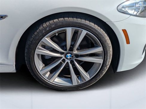 Used 2016 BMW 528i xDrive 528i xDrive image 10
