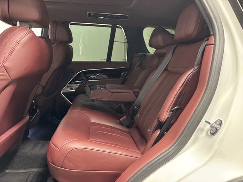 Used 2023 Land Rover Range Rover SE AWD/4WD image 27