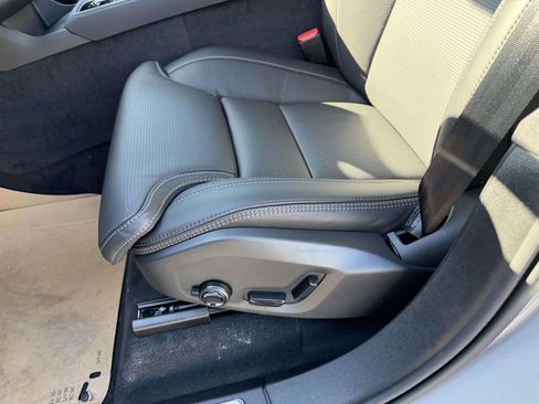 New 2026 Volvo XC90 B6 Ultra w/ Protection Package image 16