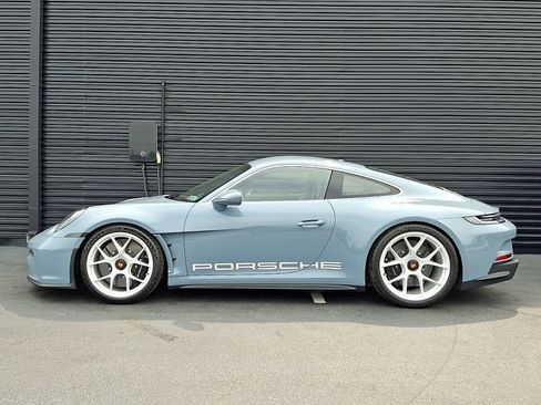Certified 2024 Porsche 911 GT3 RS RWD image 2