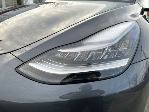 Used 2021 Tesla Model Y Long Range image 9