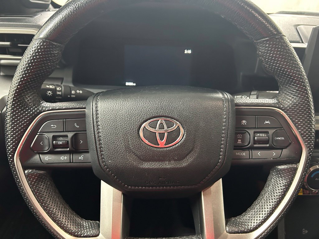 Used 2024 Toyota Tacoma SR5 AWD/4WD image 17