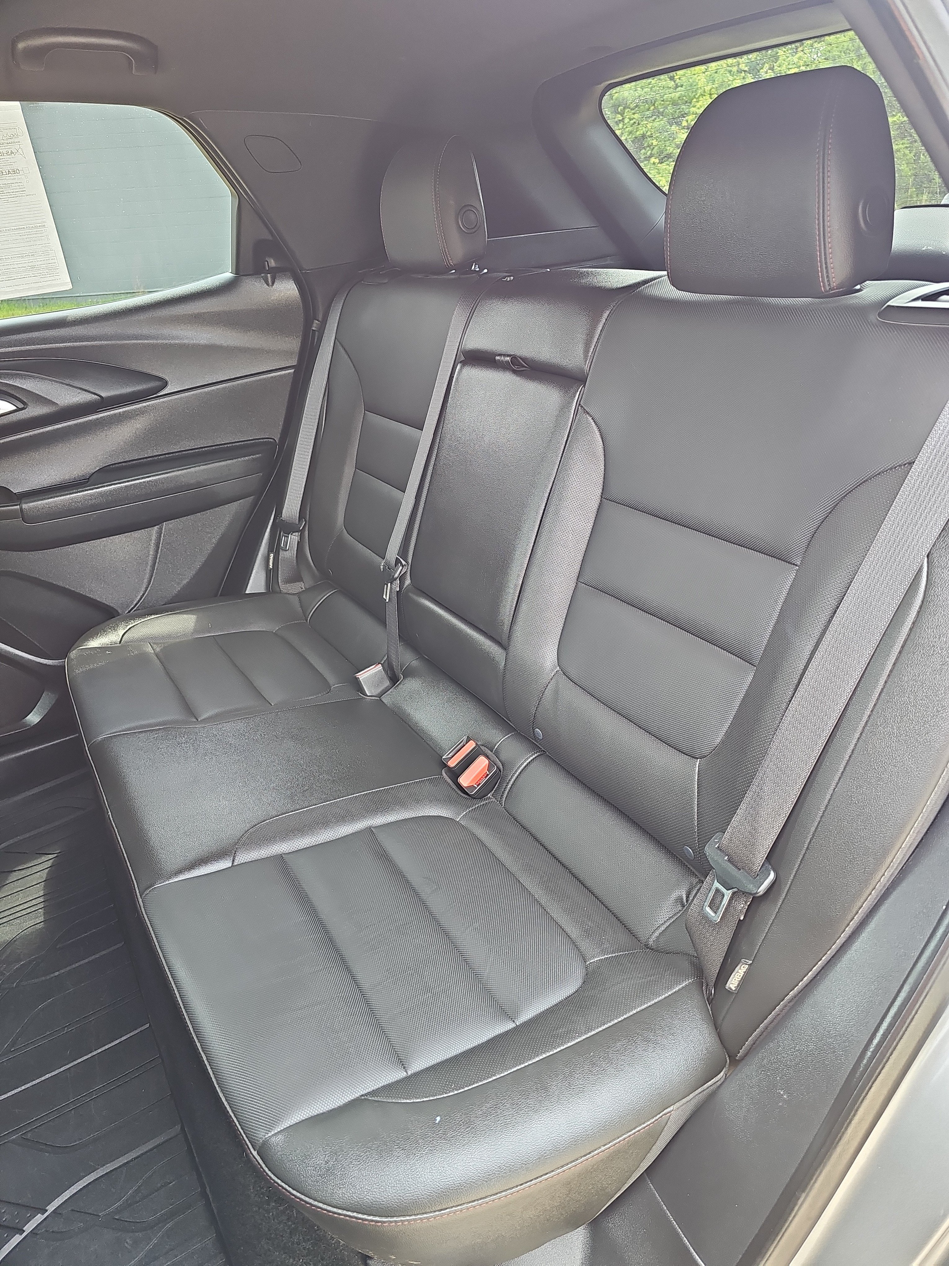 Used 2025 Chevrolet TrailBlazer RS w/ Driver Confidence Package FWD image 14