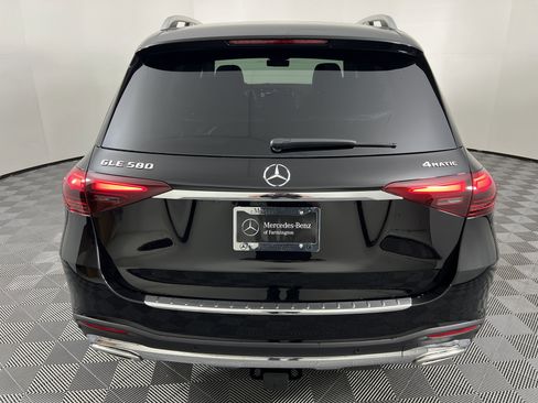 Used 2025 Mercedes-Benz GLE 580 4MATIC image 11