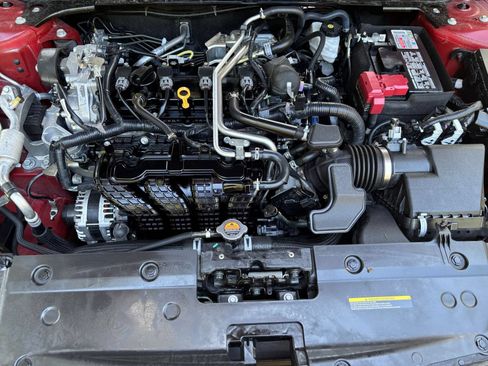 Used 2025 Nissan Altima 2.5 SV FWD image 32