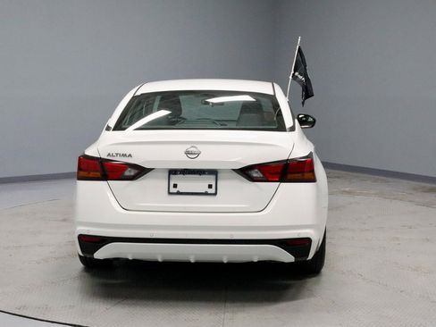 Certified 2024 Nissan Altima 2.5 S image 11