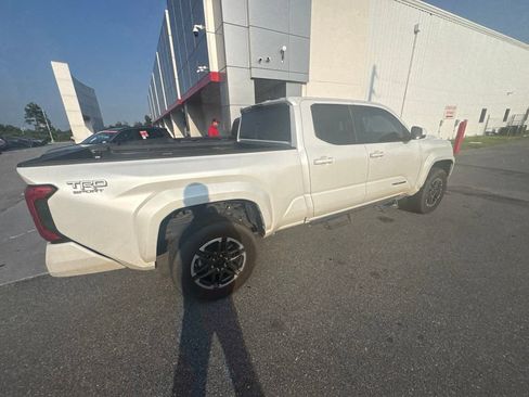 Used 2025 Toyota Tacoma TRD Sport RWD image 14