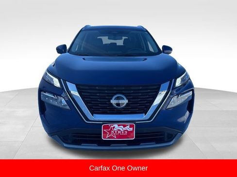 Used 2023 Nissan Rogue SL image 2