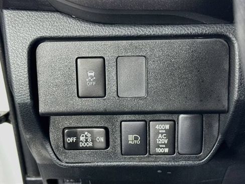 Certified 2020 Toyota Tacoma TRD Off-Road w/ Technology Package AWD/4WD image 12