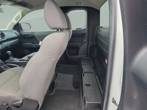 Used 2023 Toyota Tacoma SR RWD image 9