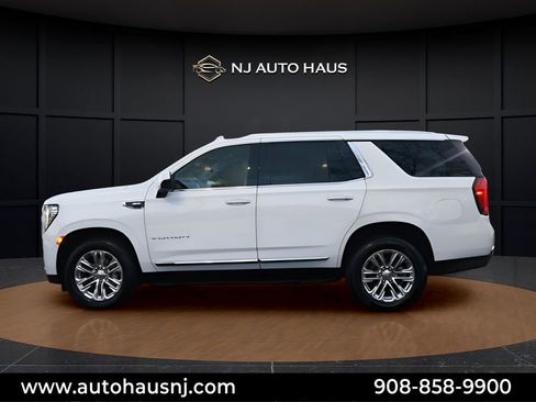 Used 2024 GMC Yukon SLT AWD/4WD image 5