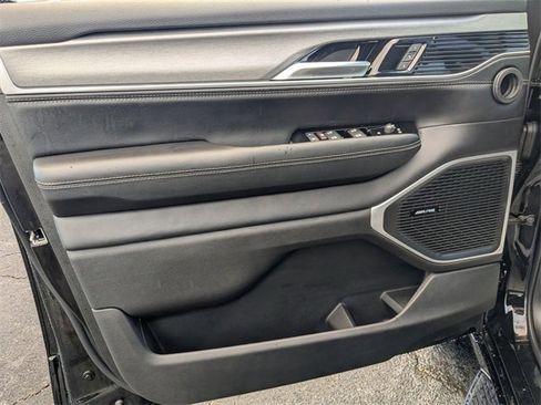 New 2025 Jeep Wagoneer Series II image 9