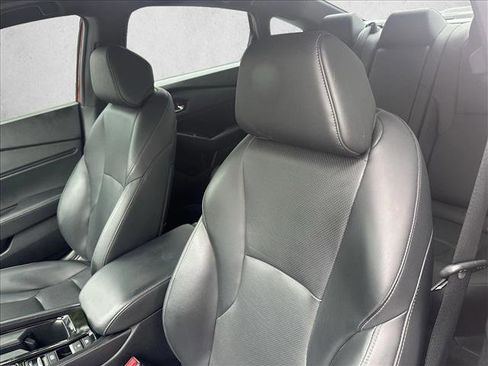 Used 2025 Honda Accord Sport image 11